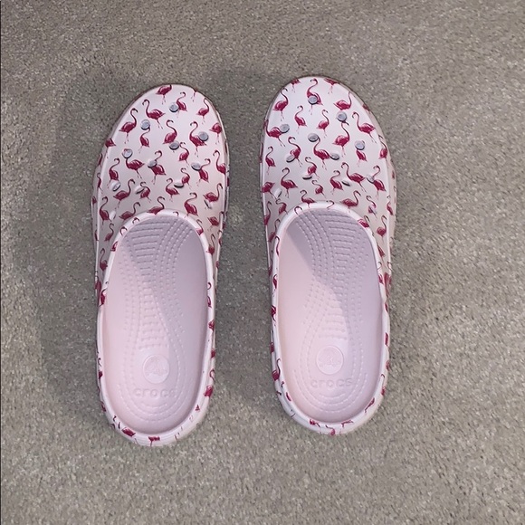 flamingo crocs womens